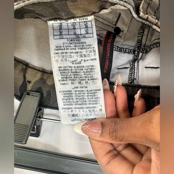 Guess Camouflage Tapered Slim Pants - Picture 3 of 5